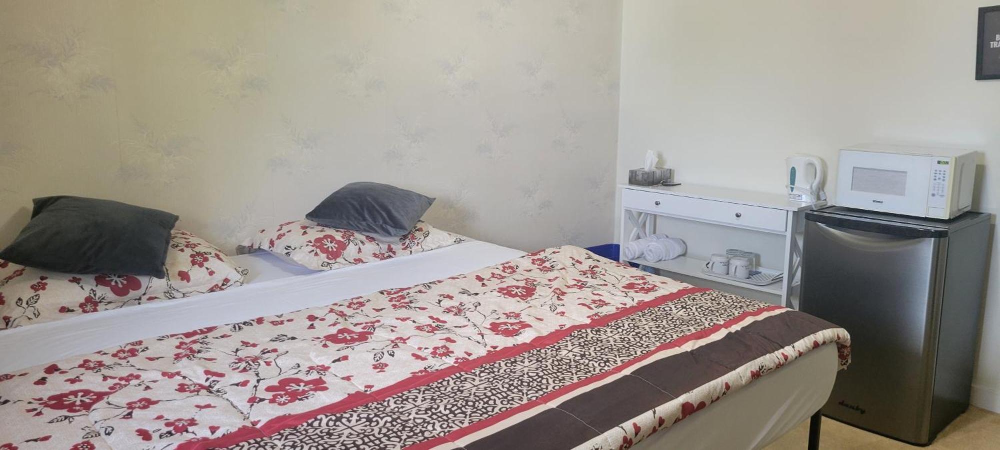Farhad'S B&B Abbotsford Esterno foto